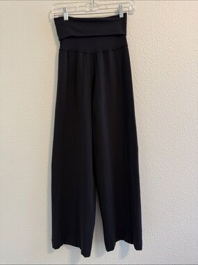 Lululemon Foldover Wideleg Pants Size 2